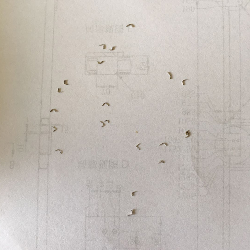 內(nèi)短路鎳毛刺